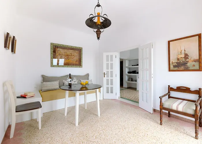 Kaminia Holiday Homes
