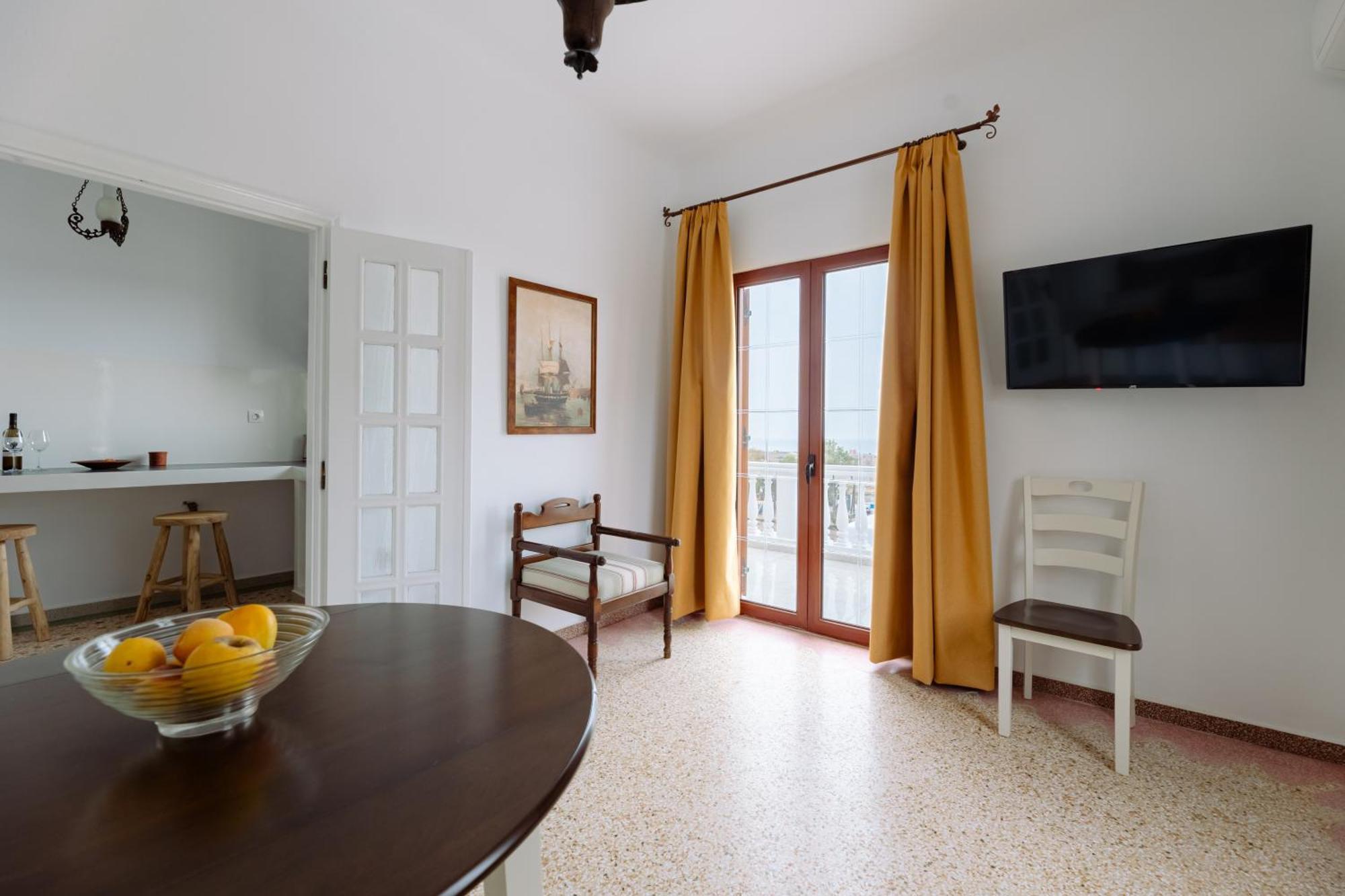 Kaminia Homes Villa *
