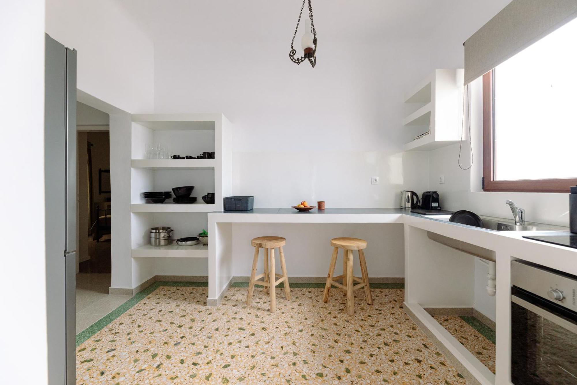 Kaminia Homes Exo Gonia